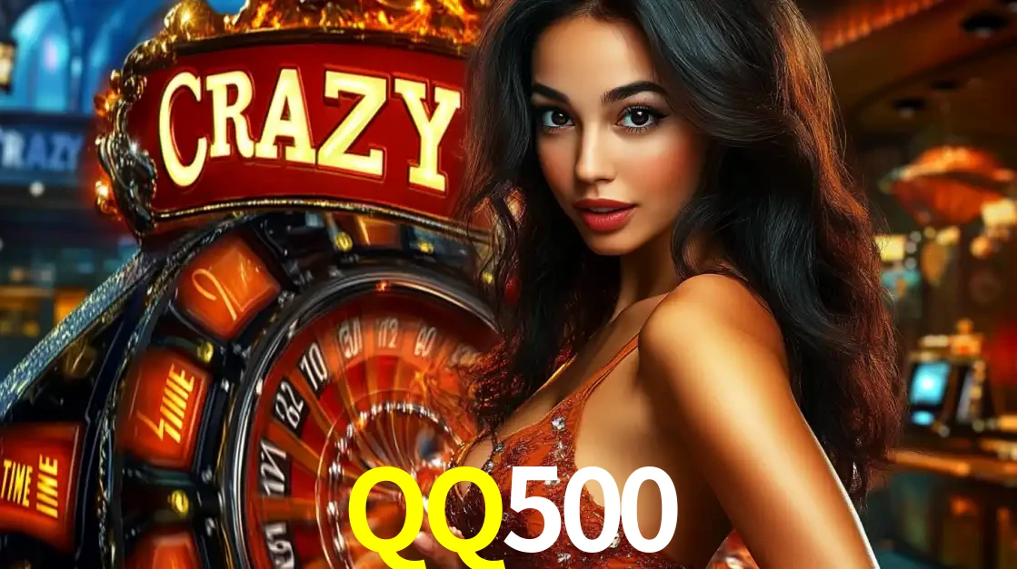 Mulher glamourosa olhando para a câmera com a roda vermelha do Crazy Time ao fundo em um ambiente de cassino, destacando a emoção dos jogos ao vivo no QQ500.
